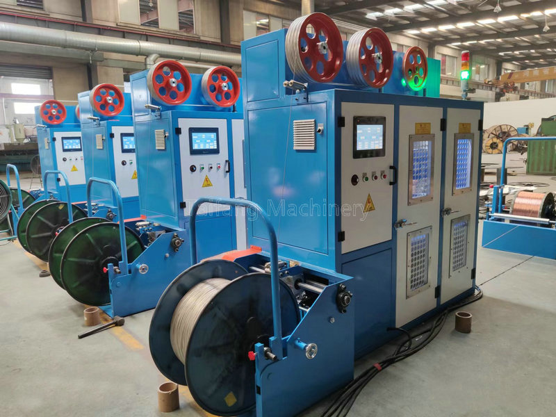 云南省電線電纜行業(yè)協(xié)會(huì)會(huì)長引領(lǐng)行業(yè)發(fā)展